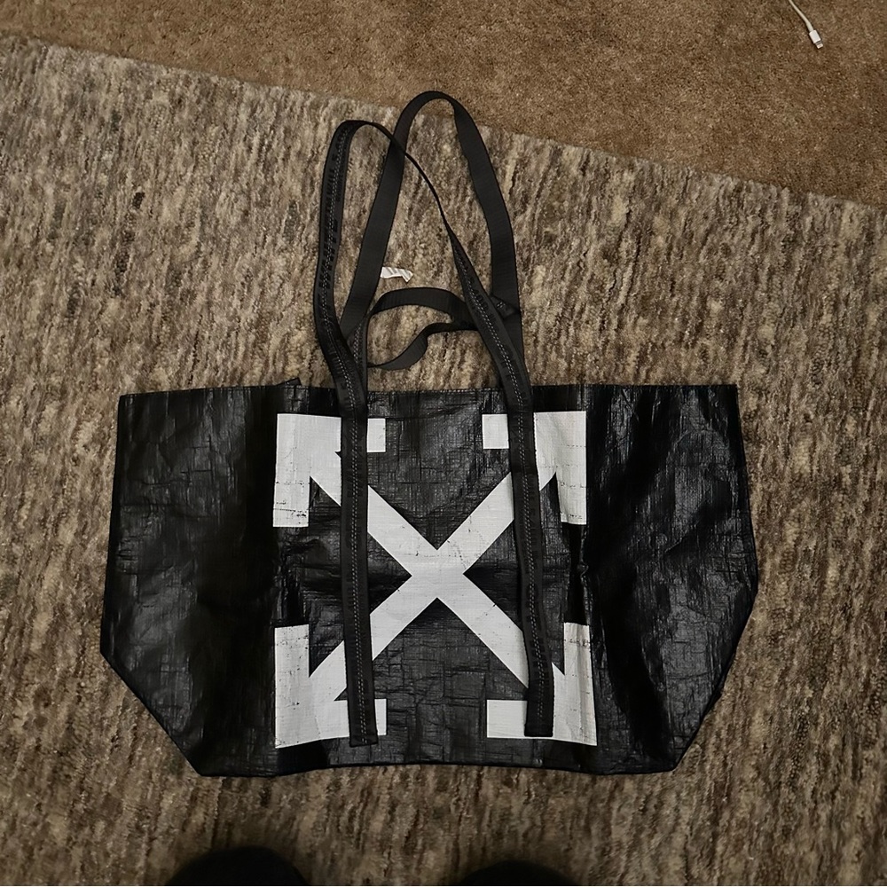 OFF-WHITE Arrows Tote Bag